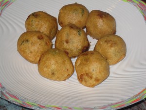 POTATO WADAS (spicy potato balls)